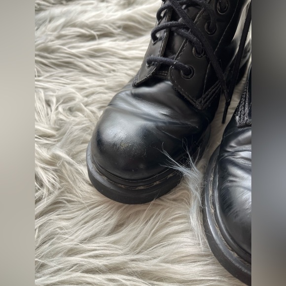 Dr. Martens 8-Hole Monochrome Black Vintage - Picture 8 of 9